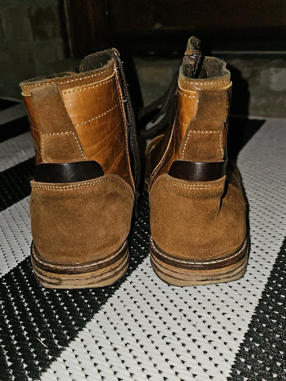Bullboxer leather boots